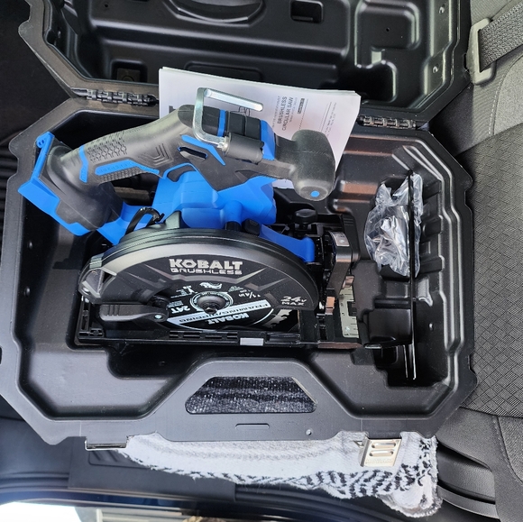 Kobalt cordless skill saw - Picture 2 of 2